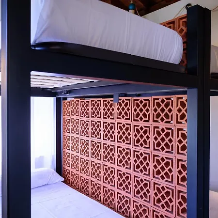 Vandrarhem Con Encanto La Luna En El Alba