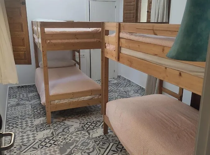 Hostal Con Encanto La Luna En El Alba Granada